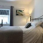 The Vottage - 3 Bed Cottage
